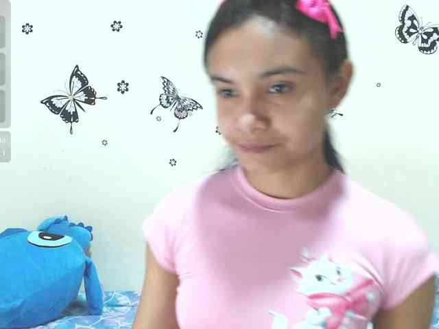 liz7skinny webcam