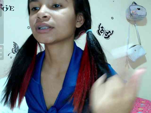 liz7skinny webcam