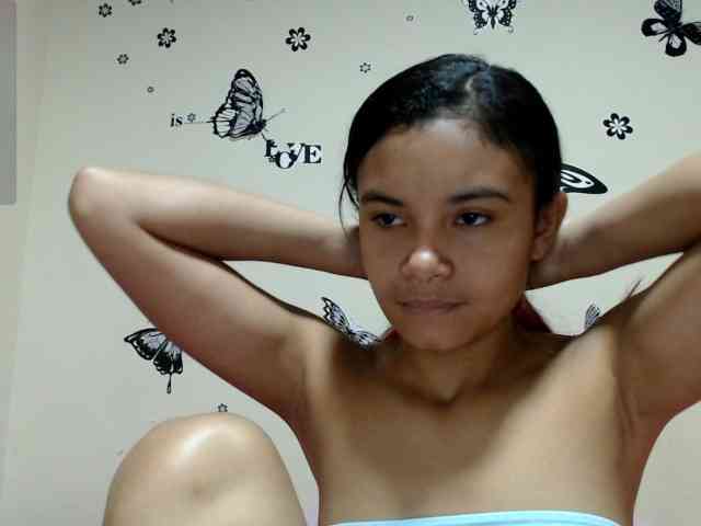 liz7skinny webcam
