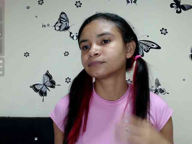 liz7skinny webcam