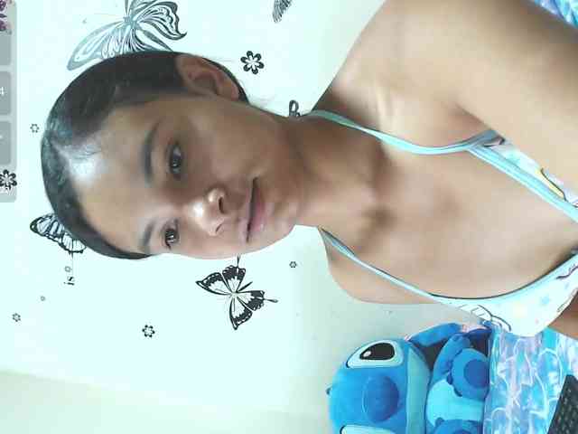 liz7skinny webcam