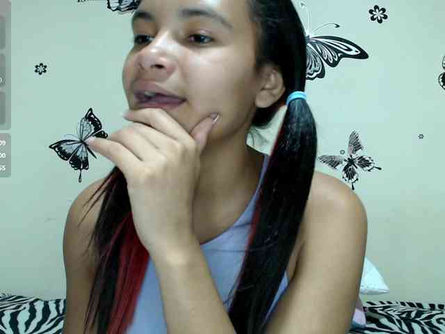 liz7skinny webcam