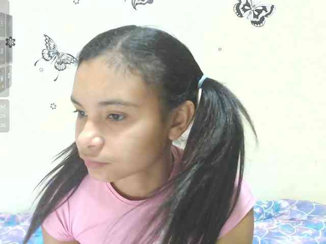 liz7skinny webcam