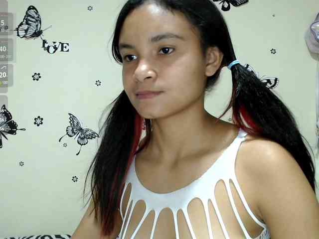 liz7skinny webcam