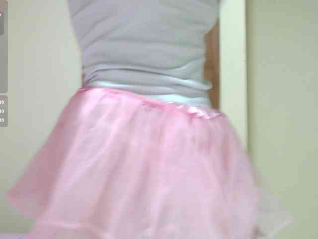 liz7skinny webcam