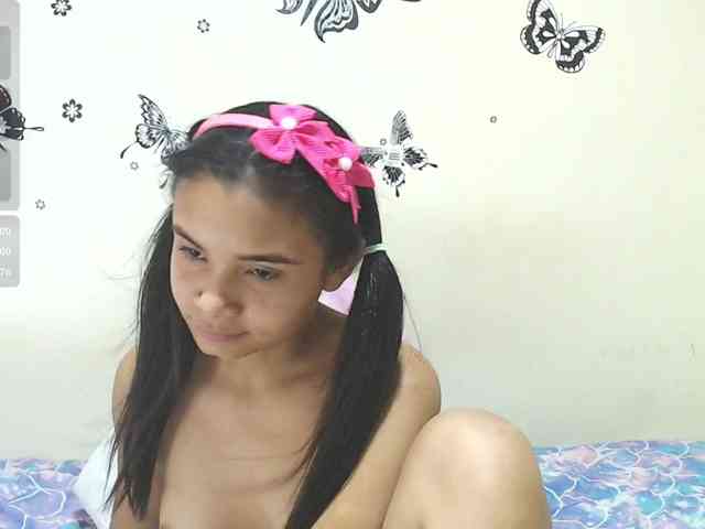 liz7skinny webcam