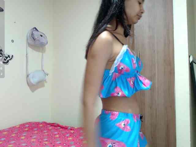 liz7skinny webcam