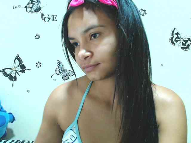 liz7skinny webcam