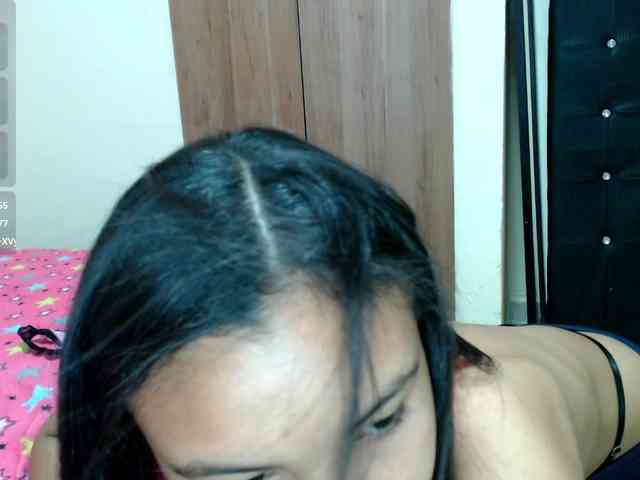 liz7skinny webcam
