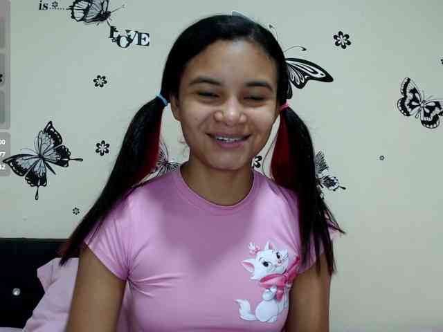liz7skinny webcam