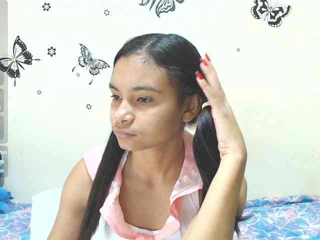 liz7skinny webcam
