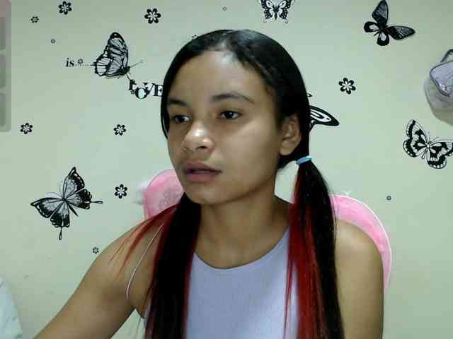 liz7skinny webcam
