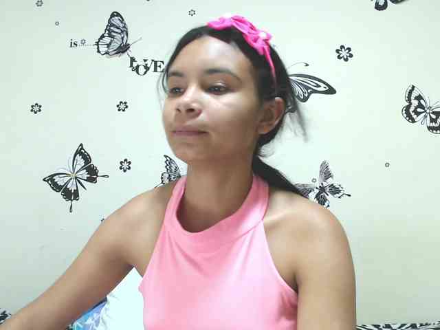 liz7skinny webcam