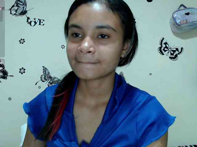 liz7skinny webcam