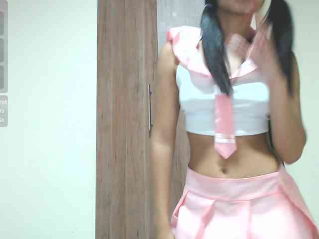 liz7skinny webcam