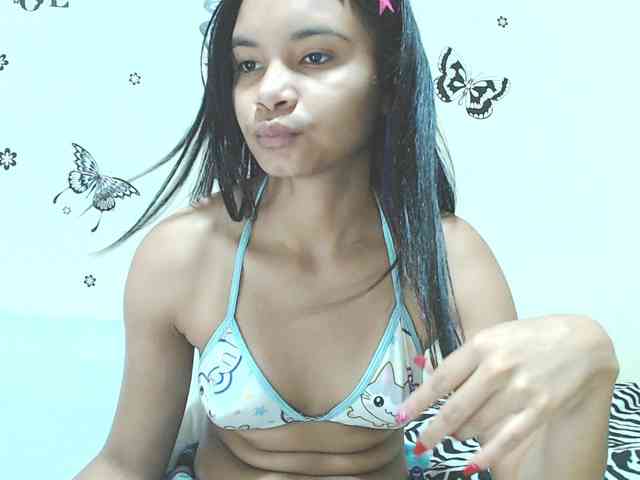 liz7skinny webcam