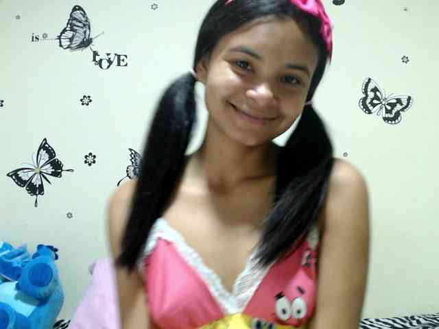 liz7skinny webcam