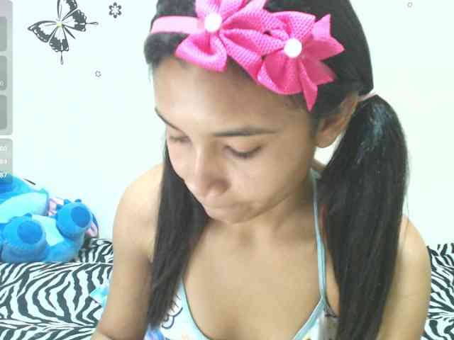 liz7skinny webcam