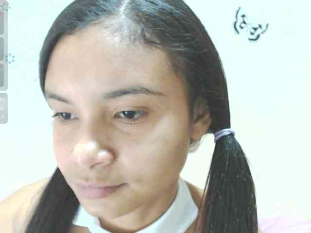 liz7skinny webcam