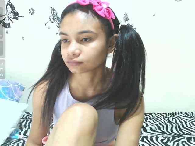 liz7skinny webcam