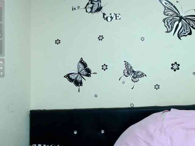 liz7skinny webcam