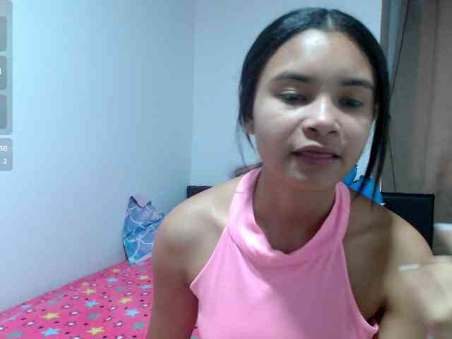 liz7skinny webcam