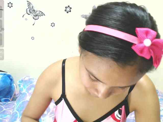 liz7skinny webcam