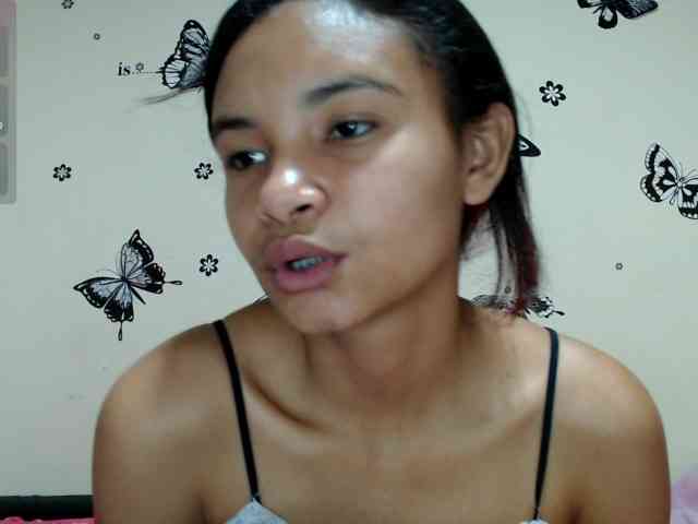 liz7skinny webcam