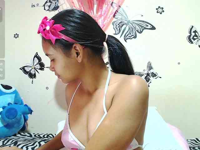 liz7skinny webcam