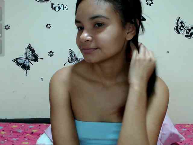 liz7skinny webcam