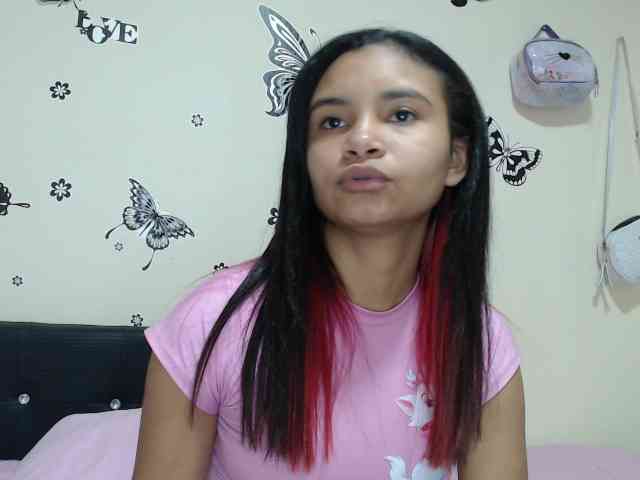 liz7skinny webcam