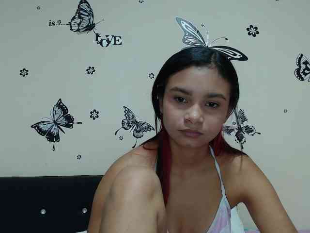 liz7skinny webcam