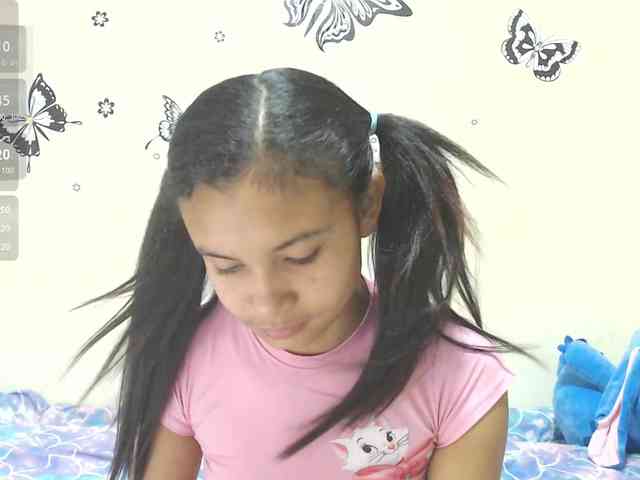 liz7skinny webcam