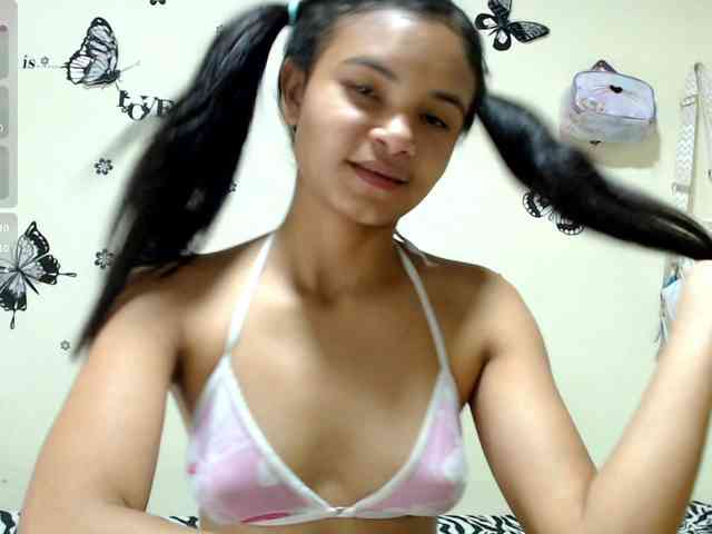 liz7skinny webcam
