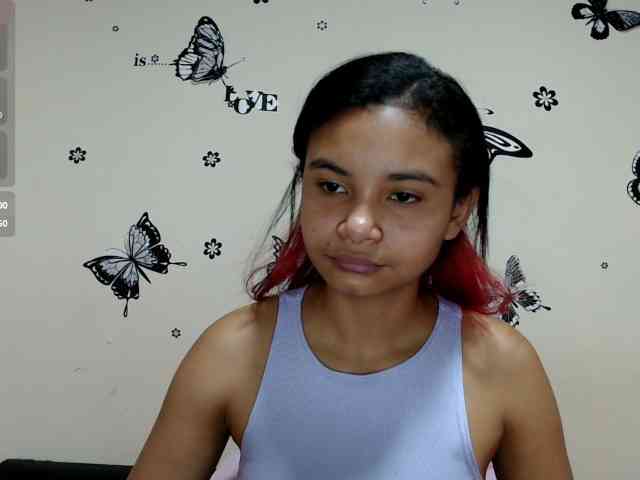 liz7skinny webcam