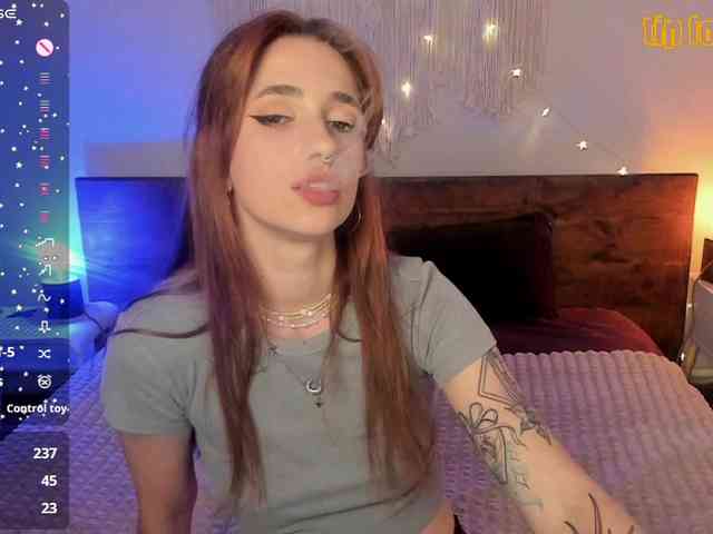 MariaMoonlight webcam