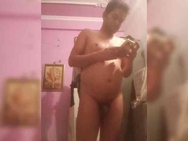 Hotboynk Sex Cam Show