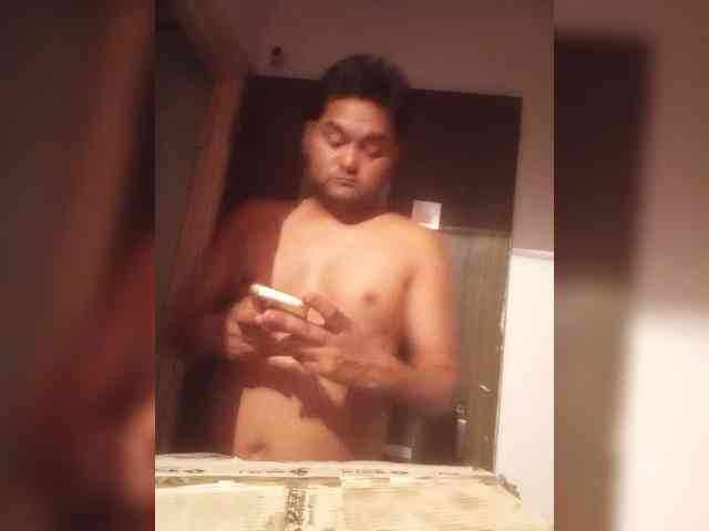 Hotboynk Sex Cam Show