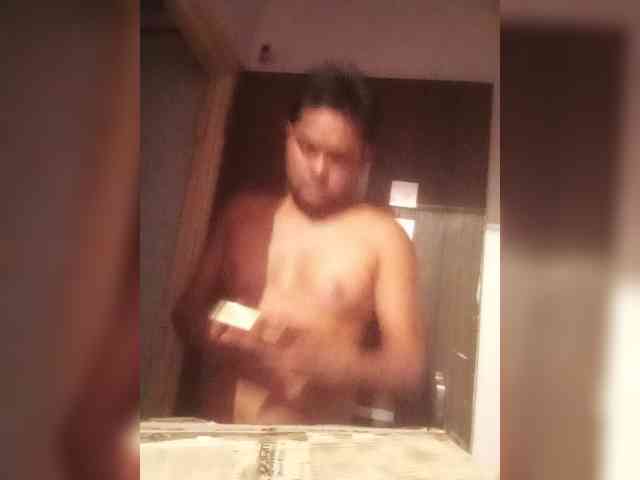 Hotboynk Sex Cam Show