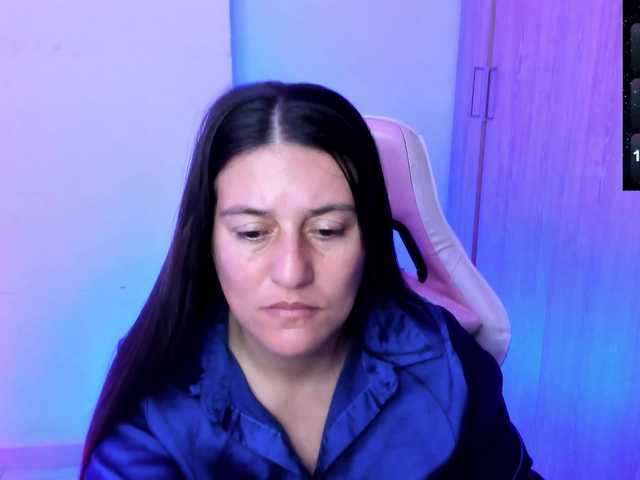 Saskyaajohnson live webcam show