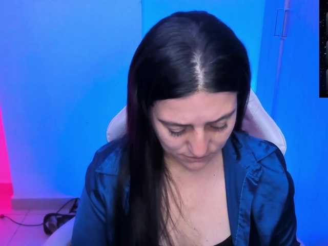 Saskyaajohnson live cam on BongaCams
