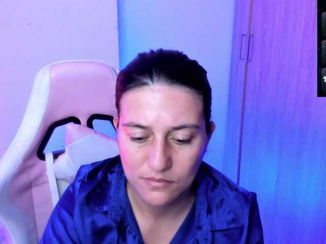 Saskyaajohnson live webcam show