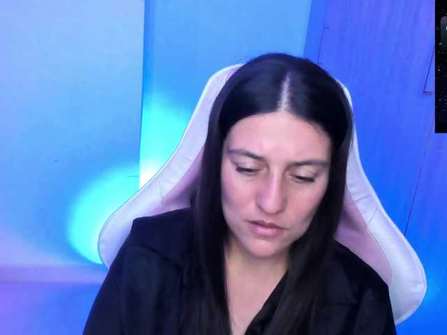 saskyaajohnson cam belle