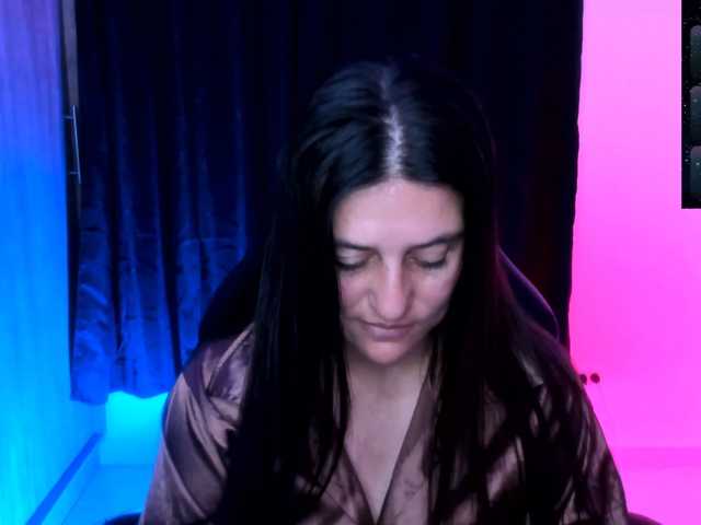 Saskyaajohnson live cam on BongaCams