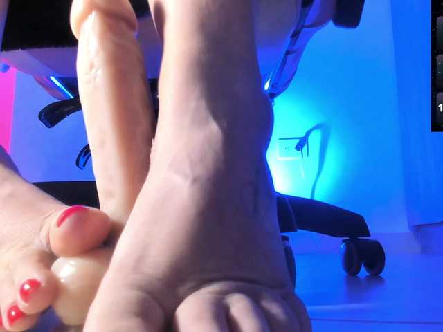 Saskyaajohnson live cam on BongaCams