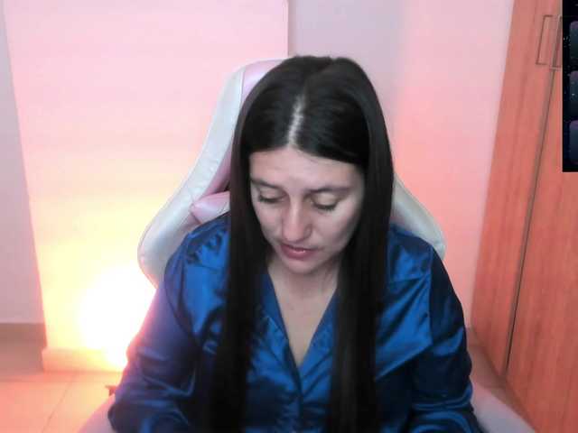 Saskyaajohnson live cam on BongaCams