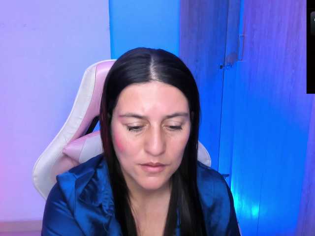 Saskyaajohnson webcam