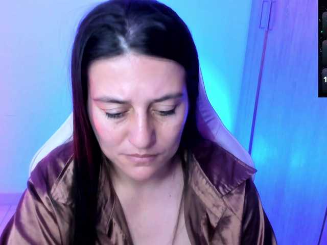Saskyaajohnson live cam on BongaCams