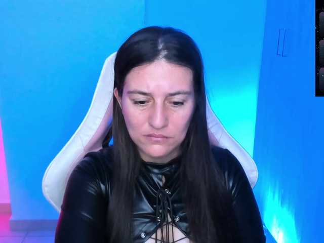 Saskyaajohnson live webcam show