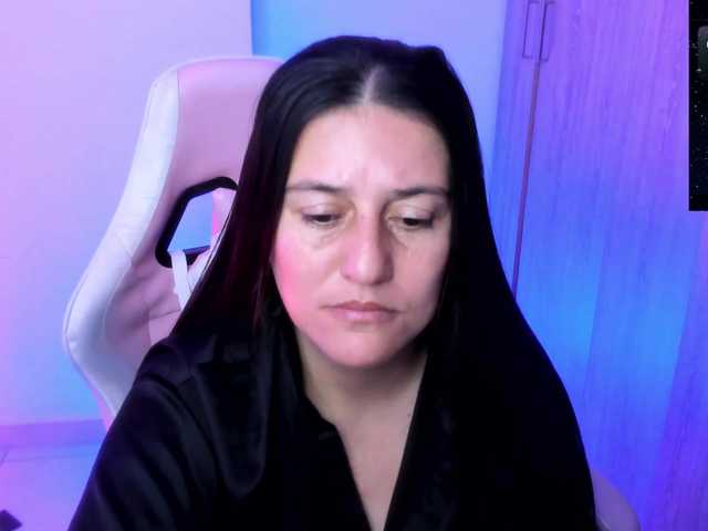 Saskyaajohnson live webcam show